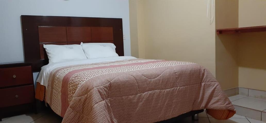 Alpamayo Hotel 2*